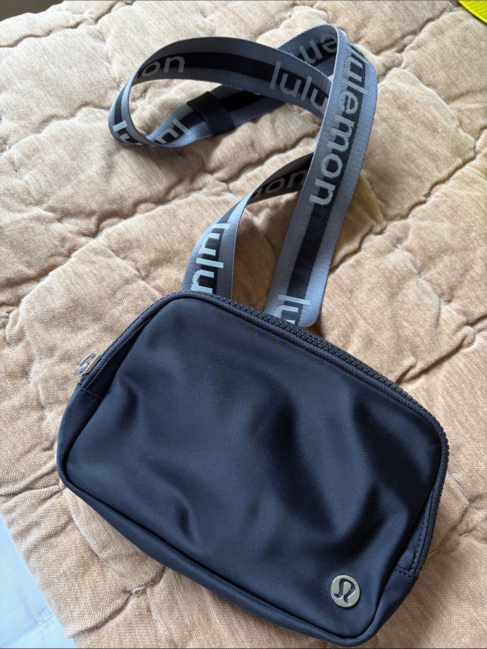 NWOT- RARE lululemon Black Belt Bag with Gray Branded Strap